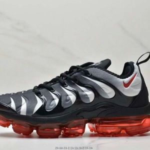 Vapor Mix Black and grey Breathable air cushion walking or track running shoes!